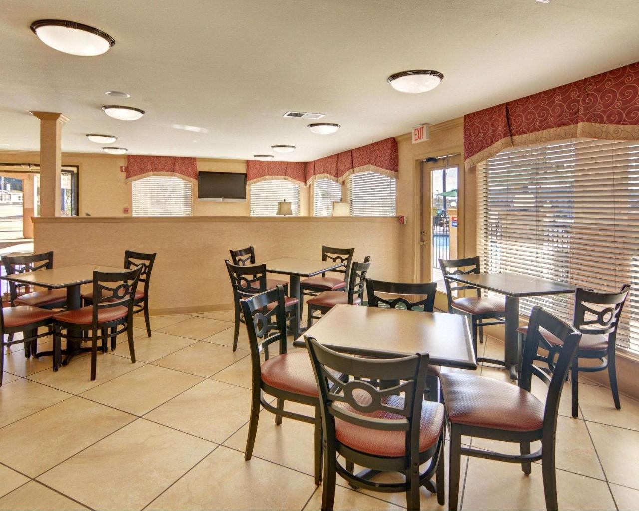 Quality Inn Marshall Exterior foto