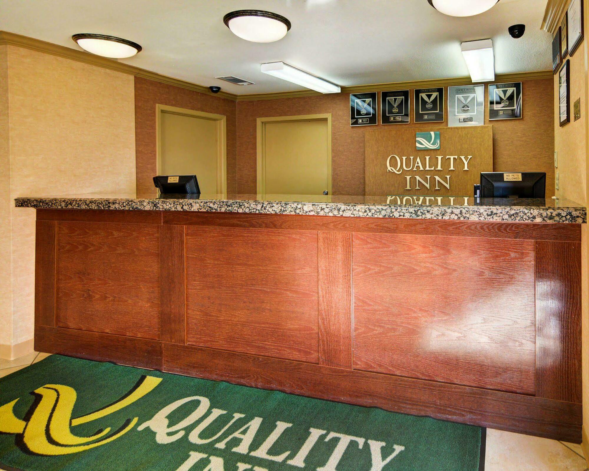 Quality Inn Marshall Exterior foto